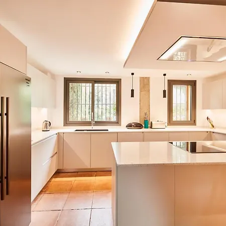 Main Villa: La Bruguera De Púbol